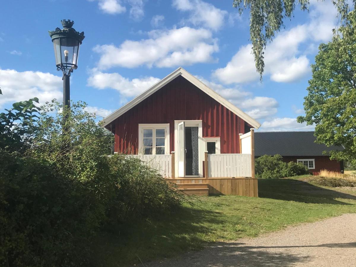 Nice Holiday House At Horse Farm With Lake And Sauna Holo (Sodertalje) Exterior foto