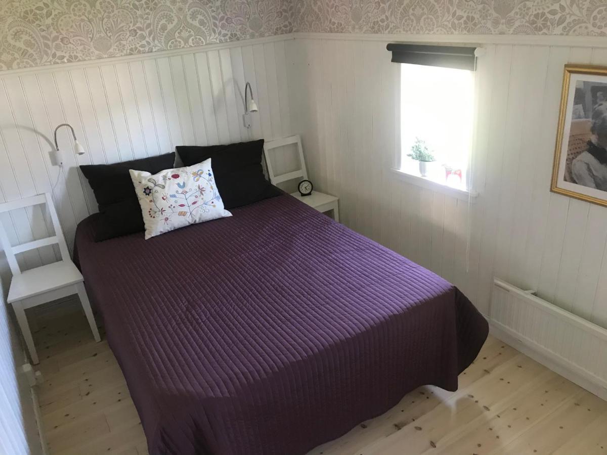 Nice Holiday House At Horse Farm With Lake And Sauna Holo (Sodertalje) Exterior foto